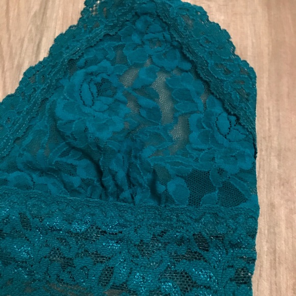 Hanky Panky signature lace crossover bralette - Picture 6 of 9